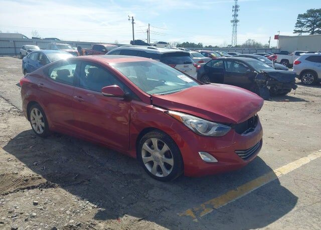 2011 HYUNDAI Elantra