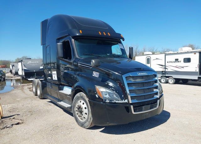 2019 FREIGHTLINER New Cascadia 126" Sleepercab