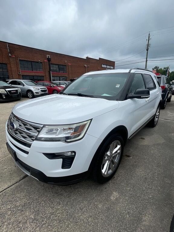 2018 FORD Explorer