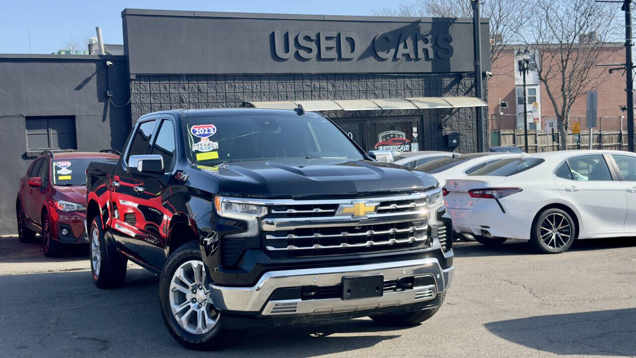 2023 CHEVROLET Silverado