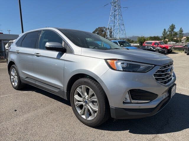 2022 FORD Edge
