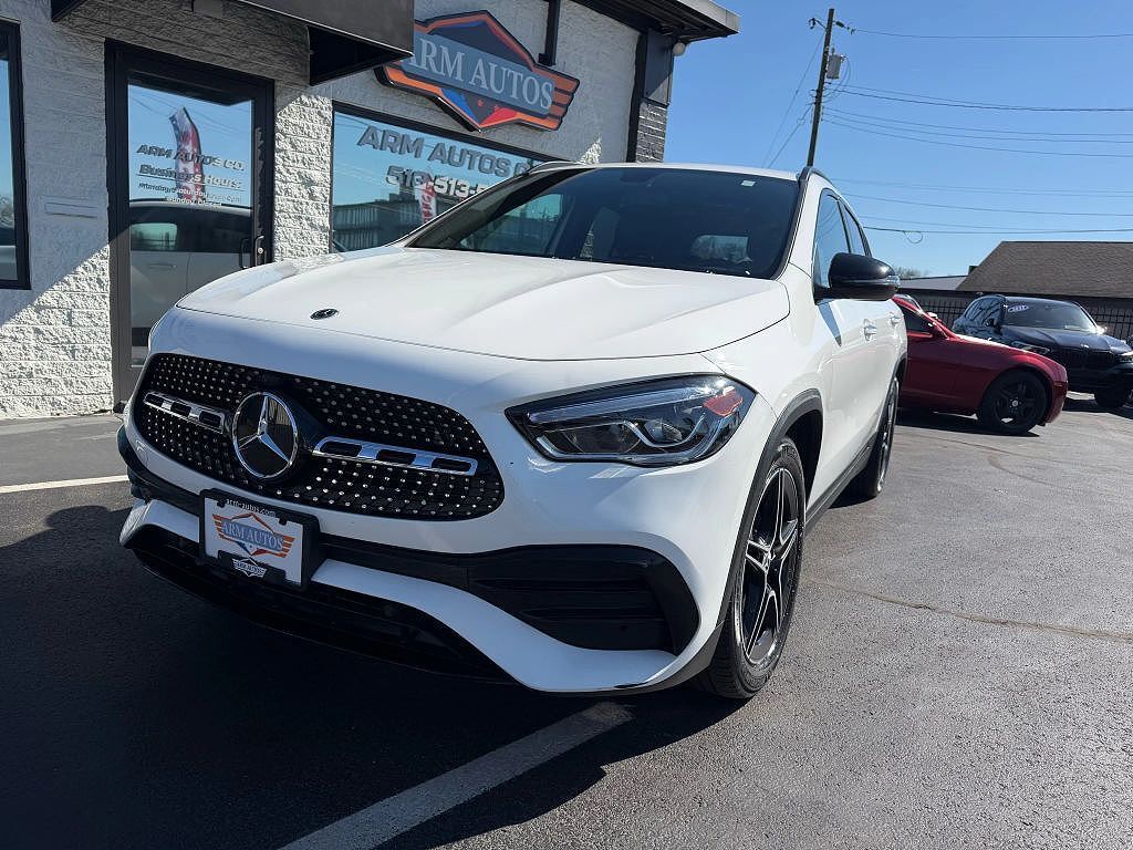2023 MERCEDES-BENZ GLA-Class