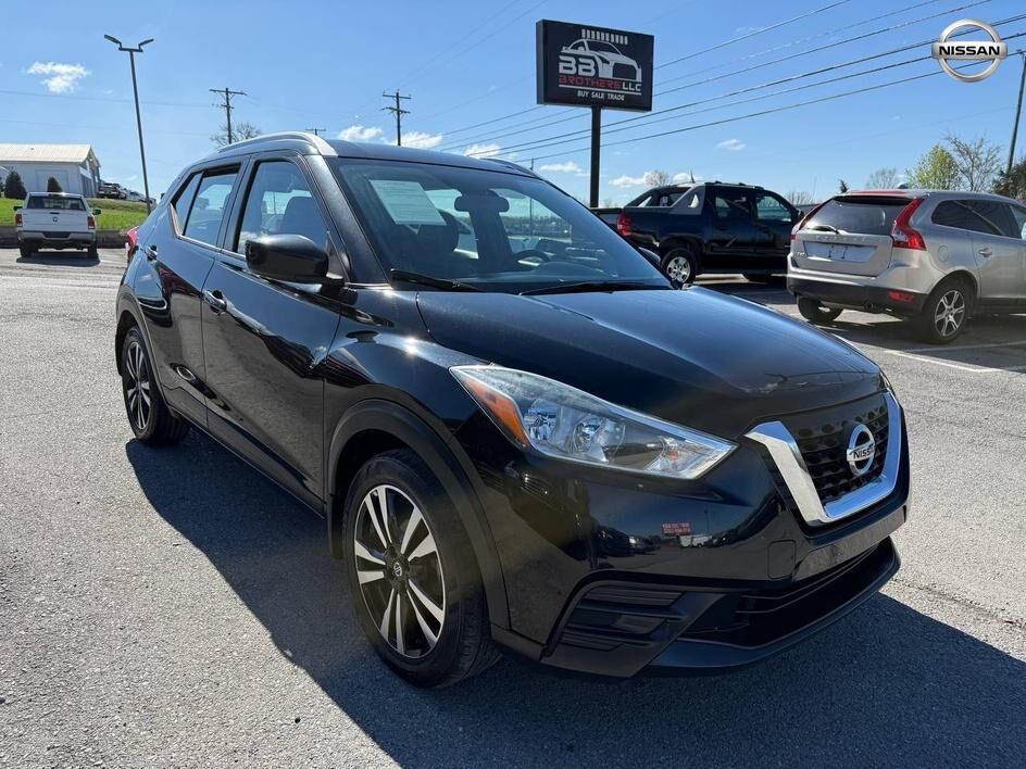2019 NISSAN Kicks
