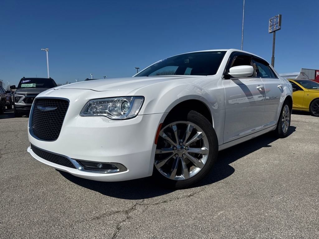 2021 CHRYSLER 300