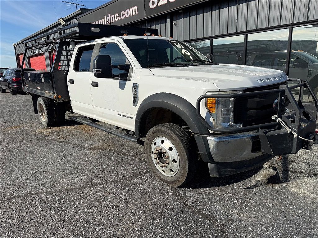2017 FORD F-550
