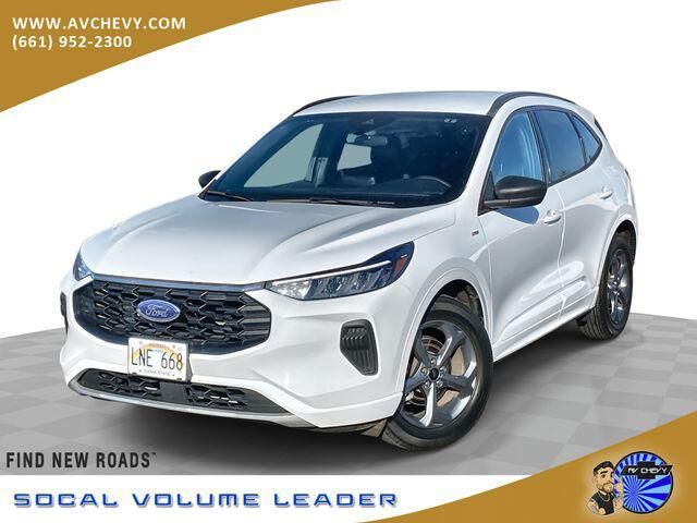 2023 FORD Escape