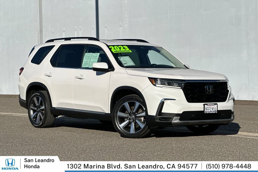 2023 HONDA Pilot