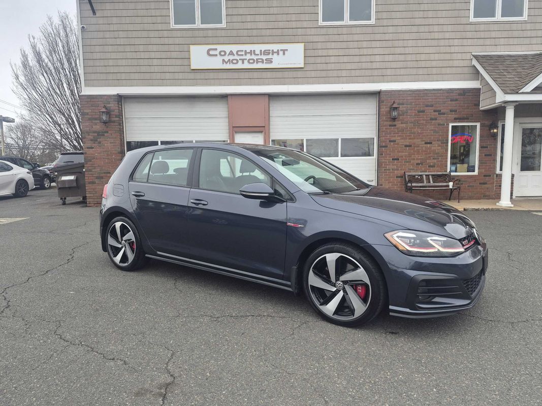 2019 VOLKSWAGEN Golf GTI