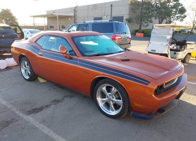2011 DODGE Challenger