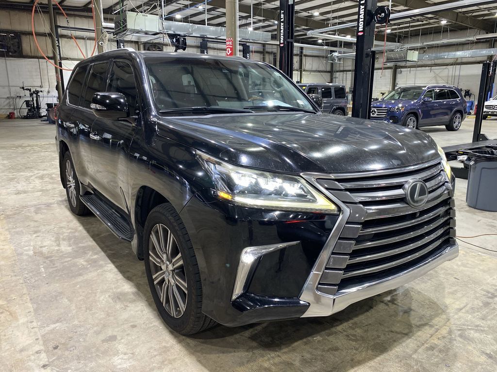 2017 LEXUS LX