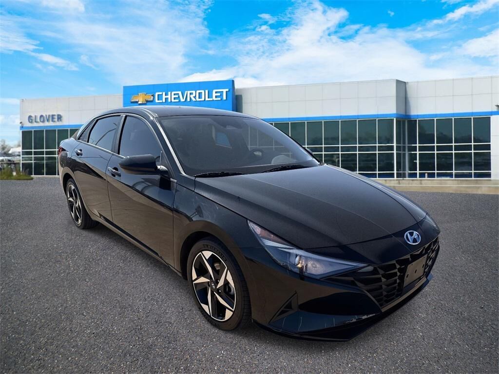 2023 HYUNDAI Elantra