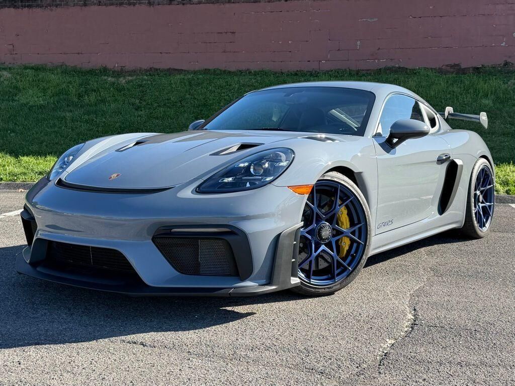 2025 PORSCHE 718