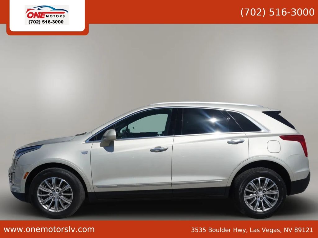 2017 CADILLAC XT5
