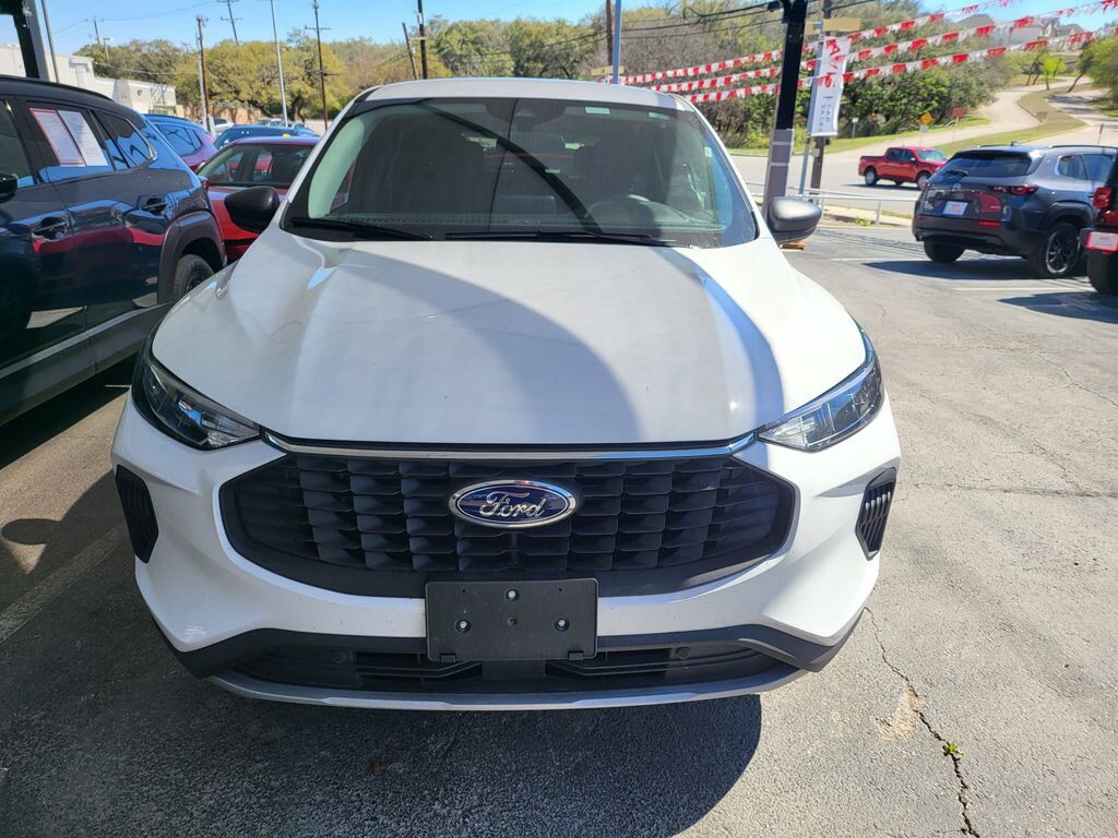 2025 FORD Escape