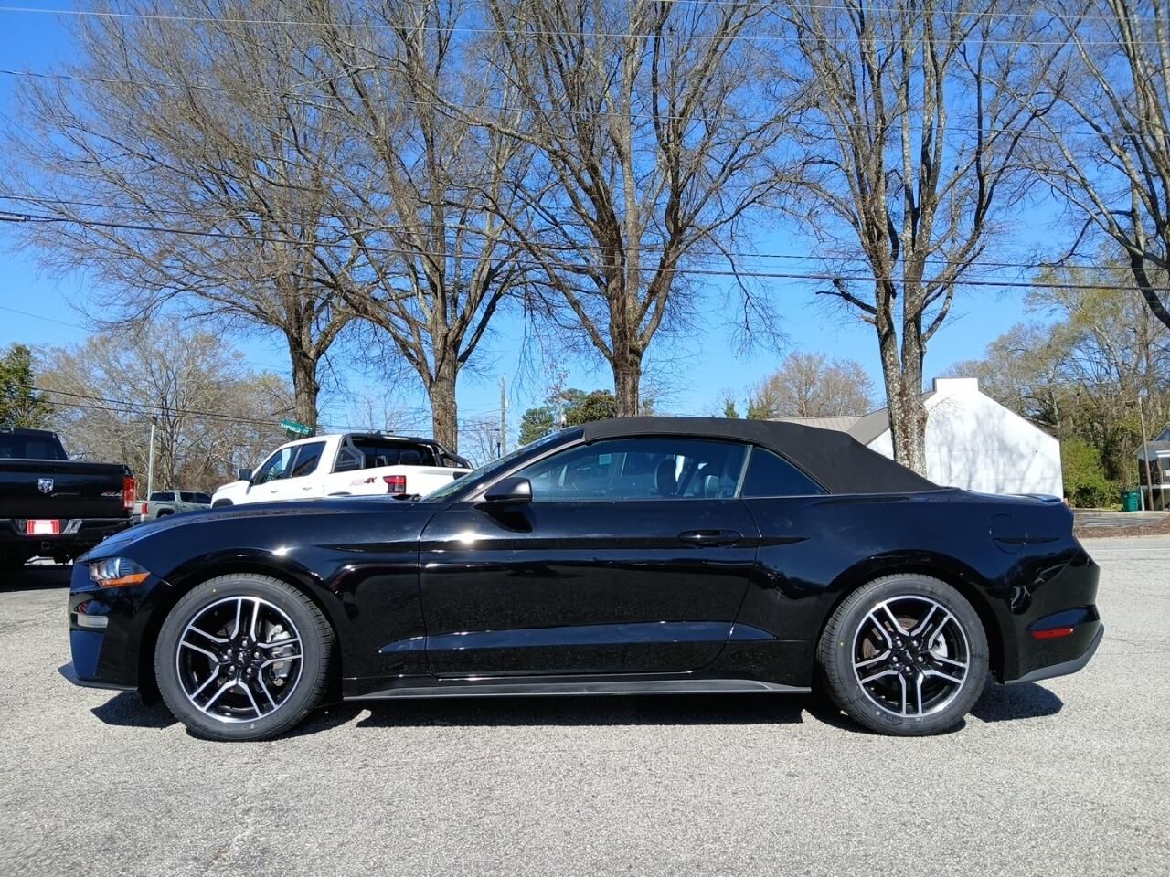 2022 FORD Mustang