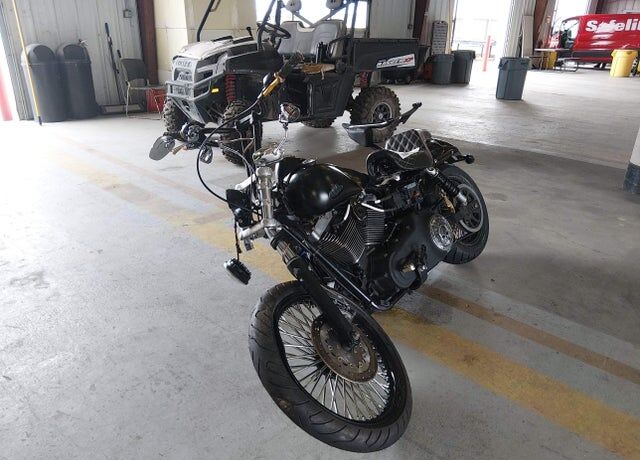 2007 HARLEY DAVIDSON FXDB / Dyna Street Bob