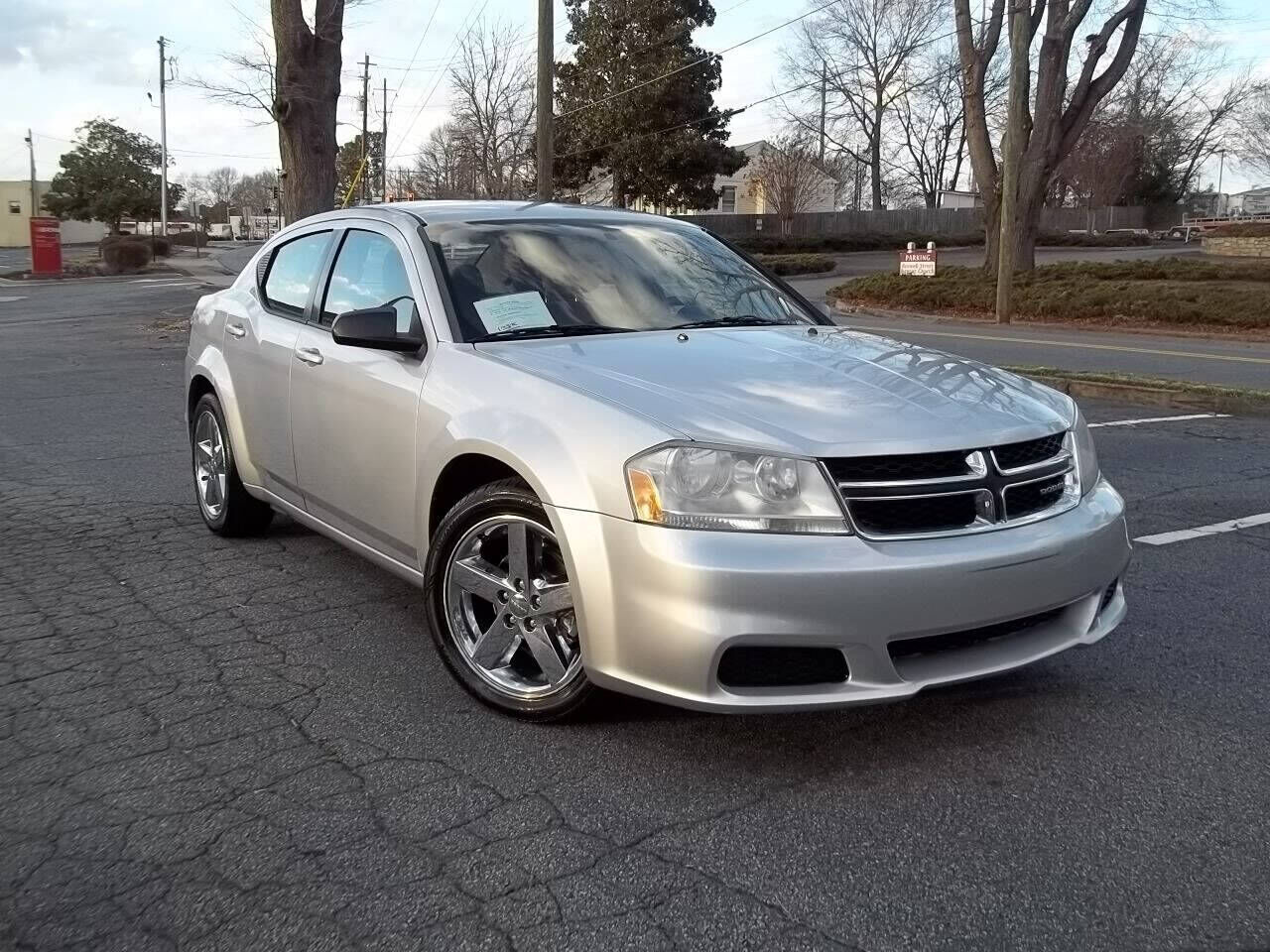 2012 DODGE Avenger