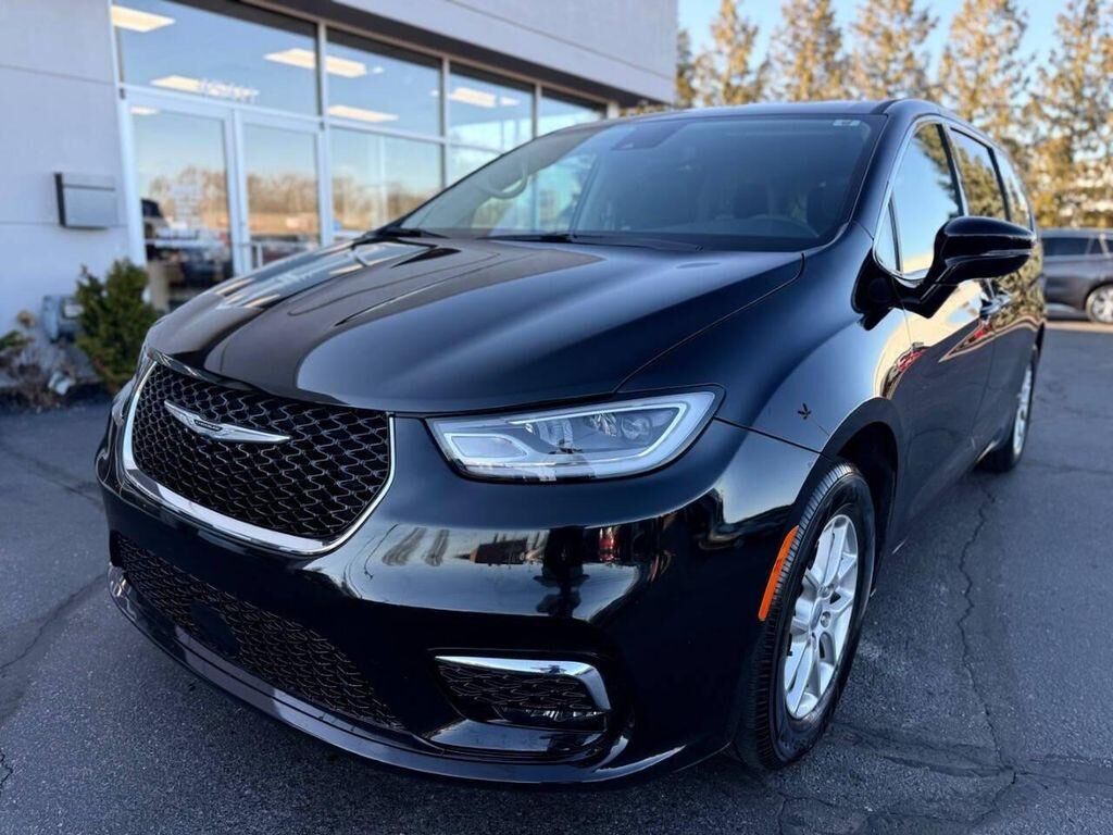 2024 CHRYSLER Pacifica