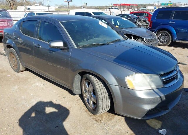 2012 DODGE Avenger