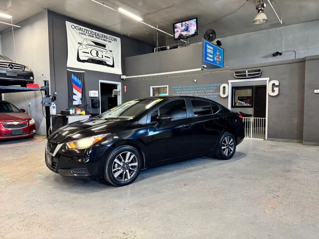 2020 NISSAN Versa