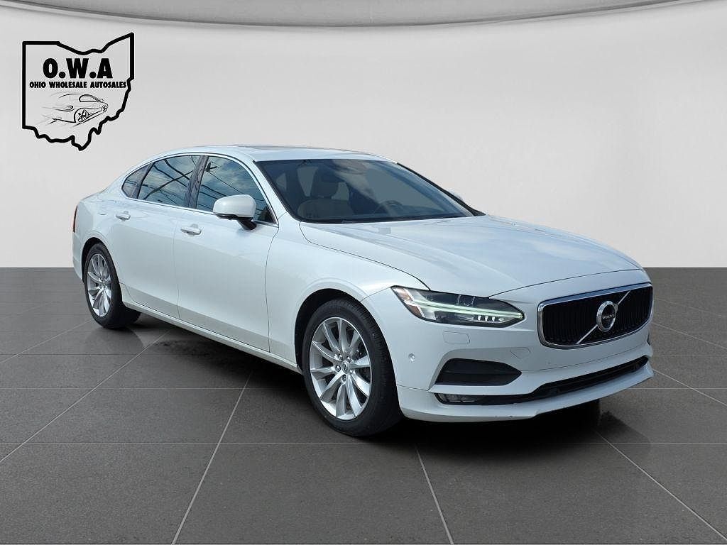 2018 VOLVO S90