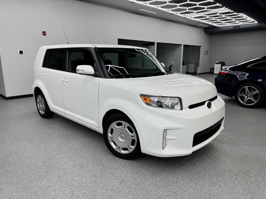 2014 TOYOTA SCION