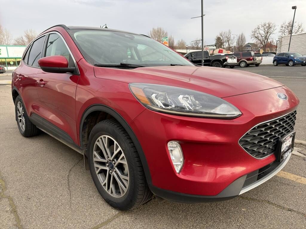 2022 FORD Escape