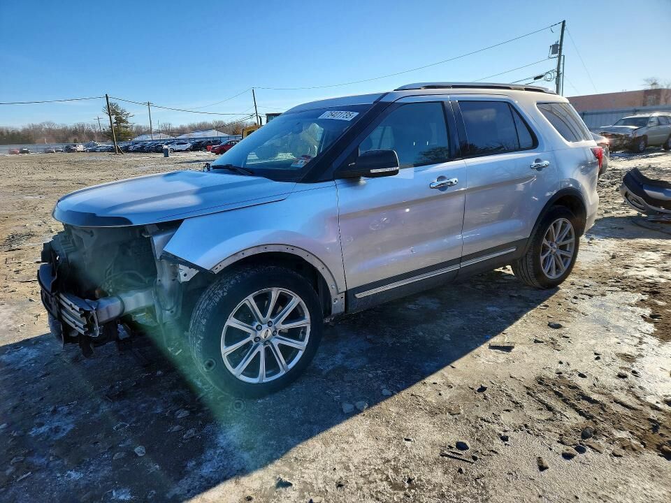 2016 FORD Explorer