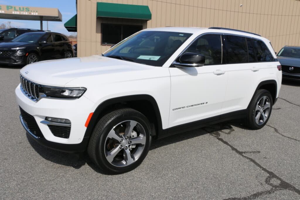 2023 JEEP Grand Cherokee