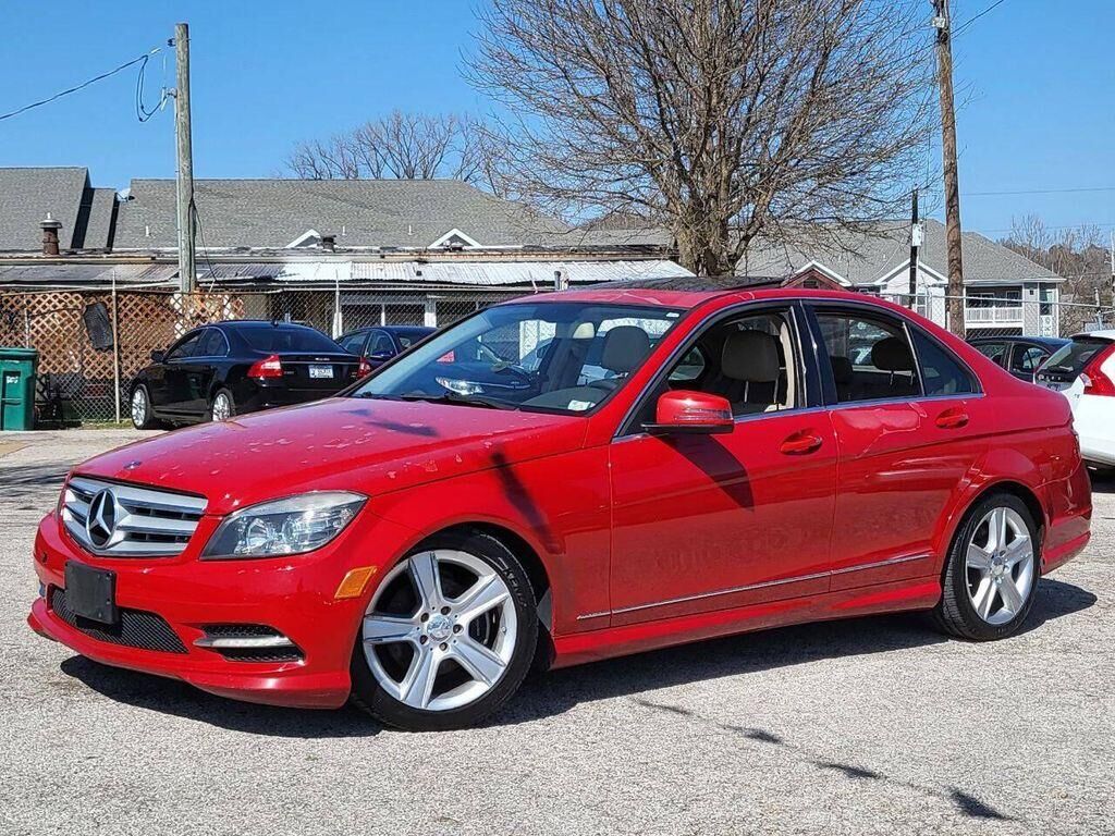 2011 MERCEDES-BENZ C-Class
