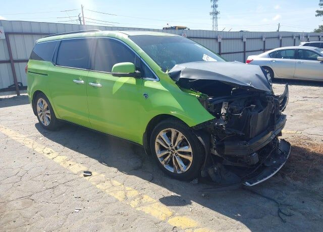 2015 KIA Sedona
