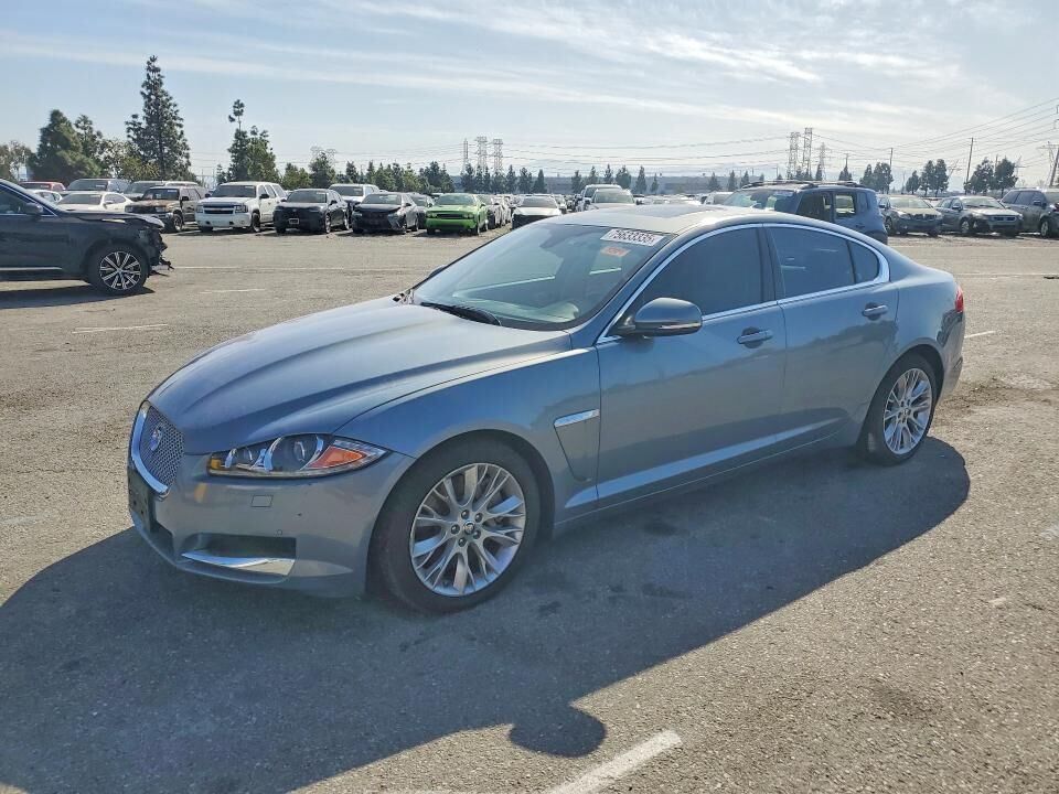 2013 JAGUAR XF