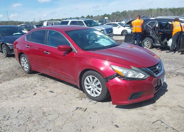 2017 NISSAN Altima