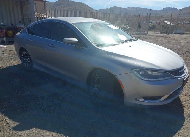 2015 CHRYSLER 200