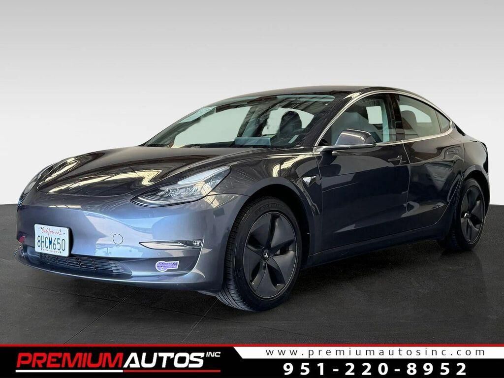 2018 TESLA Model 3