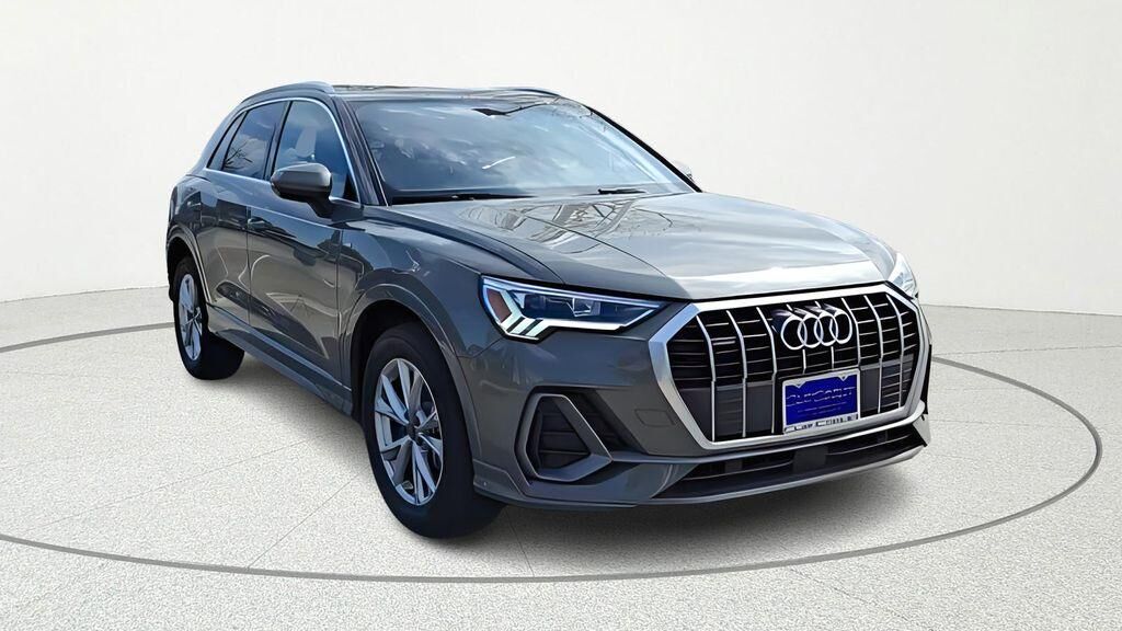 2024 AUDI Q3