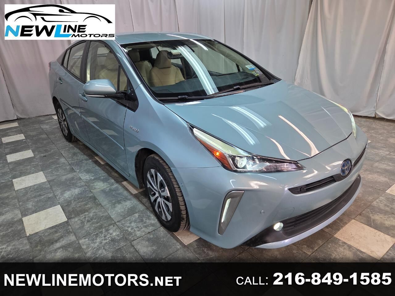 2019 TOYOTA PRIUS