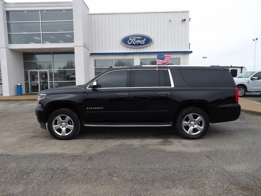 2018 CHEVROLET Suburban
