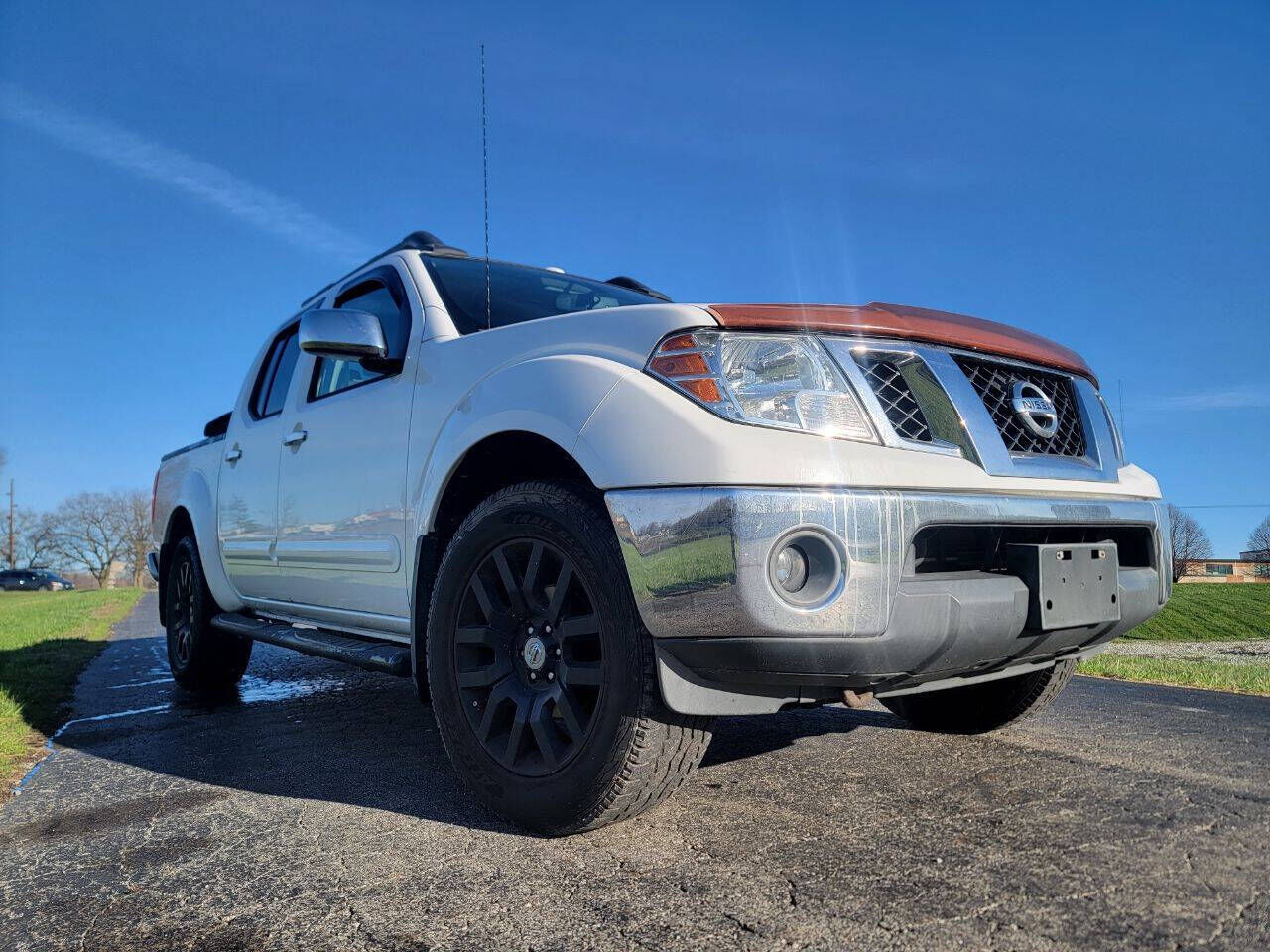 2011 NISSAN Frontier