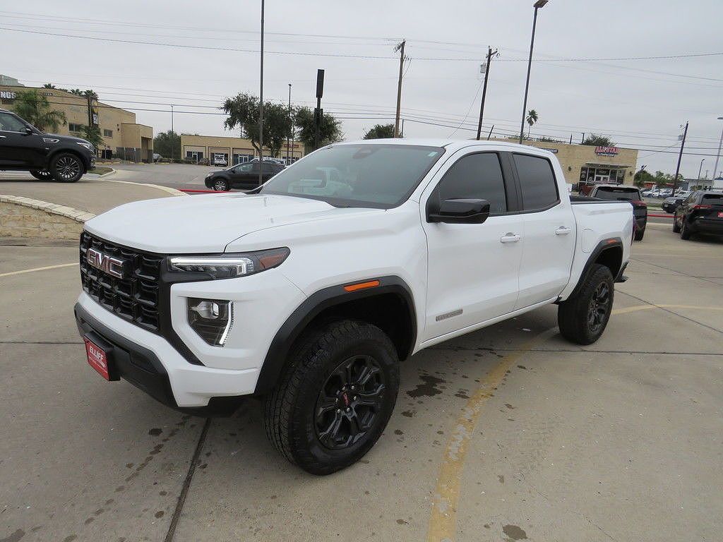 2024 GMC Canyon