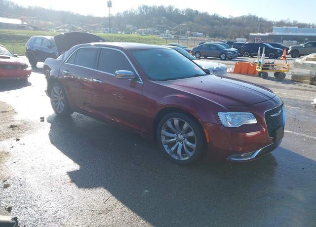 2018 CHRYSLER 300
