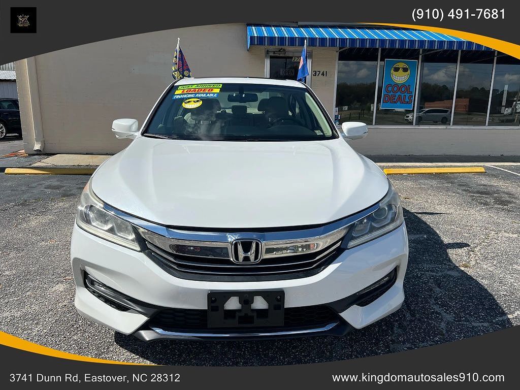 2017 HONDA Accord