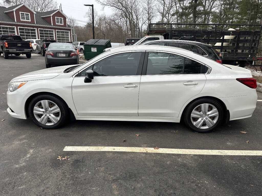 2016 SUBARU Legacy