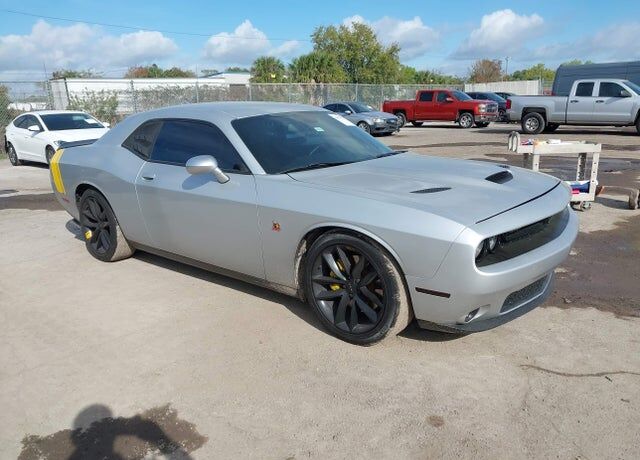 2019 DODGE Challenger