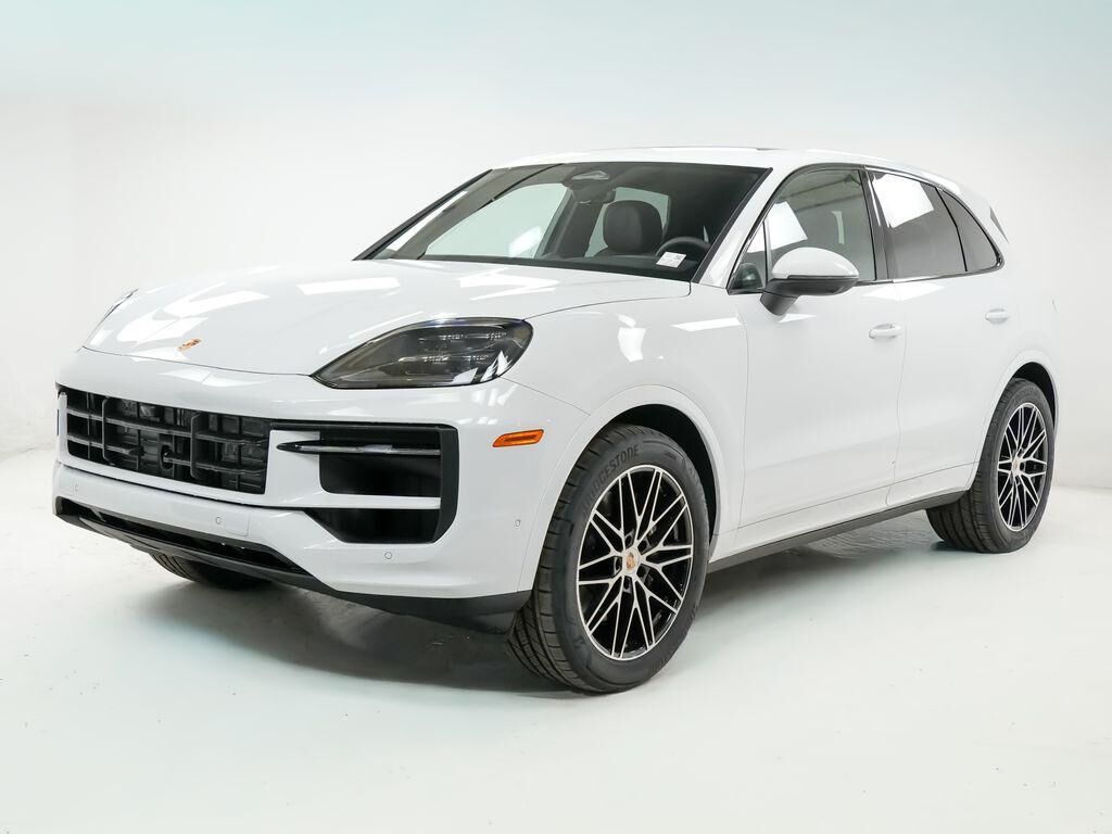 2026 PORSCHE Cayenne