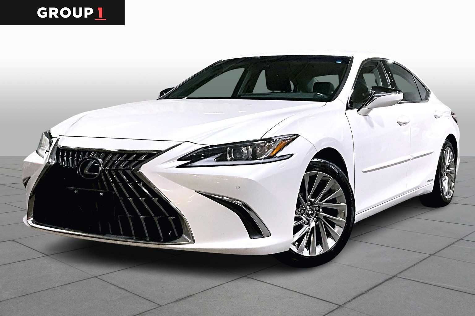 2022 LEXUS ES