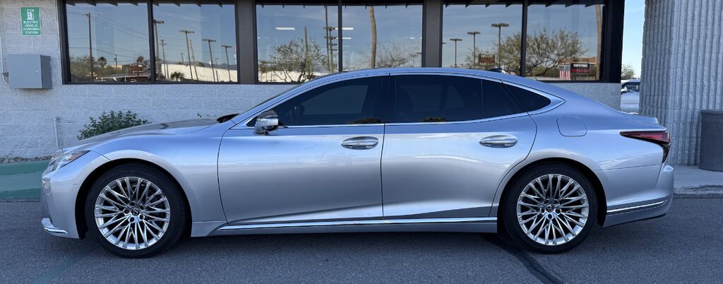 2024 LEXUS LS