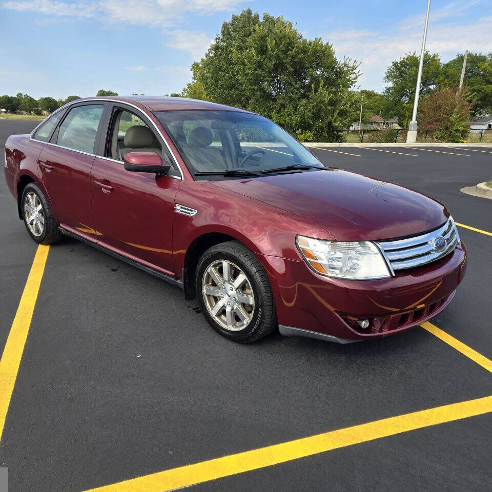 2008 FORD Taurus
