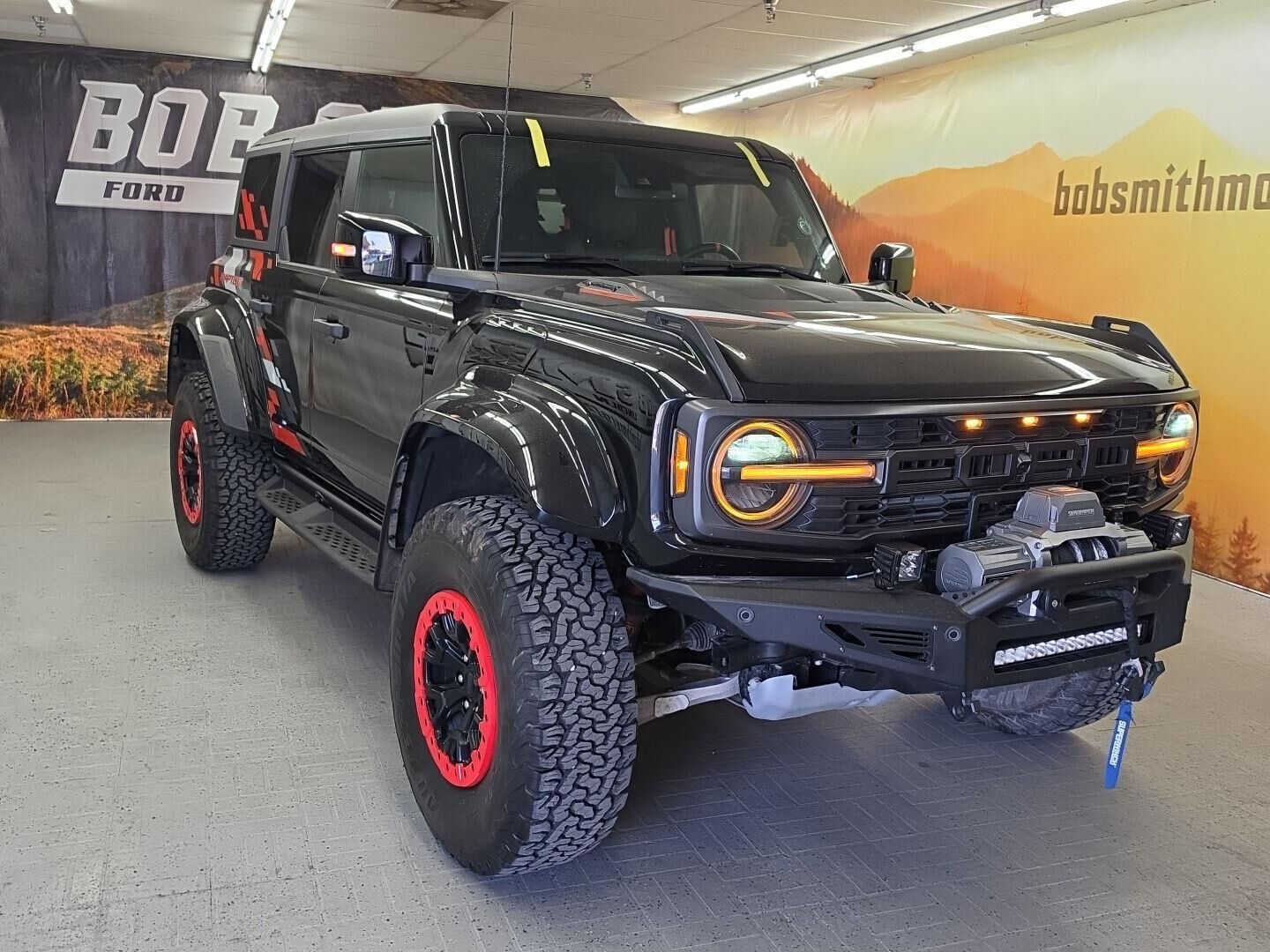 2024 FORD Bronco