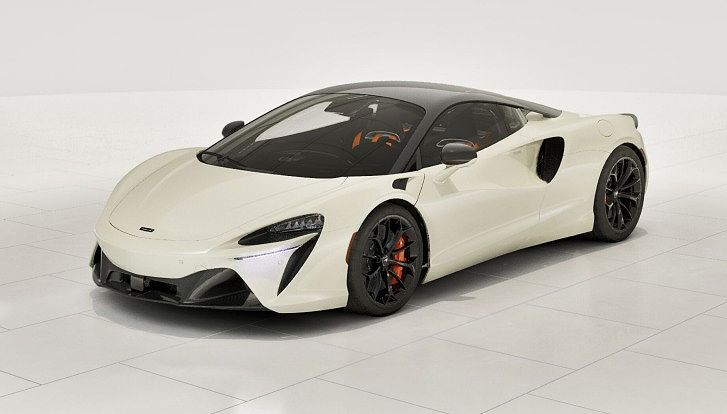 2023 MCLAREN ARTURA